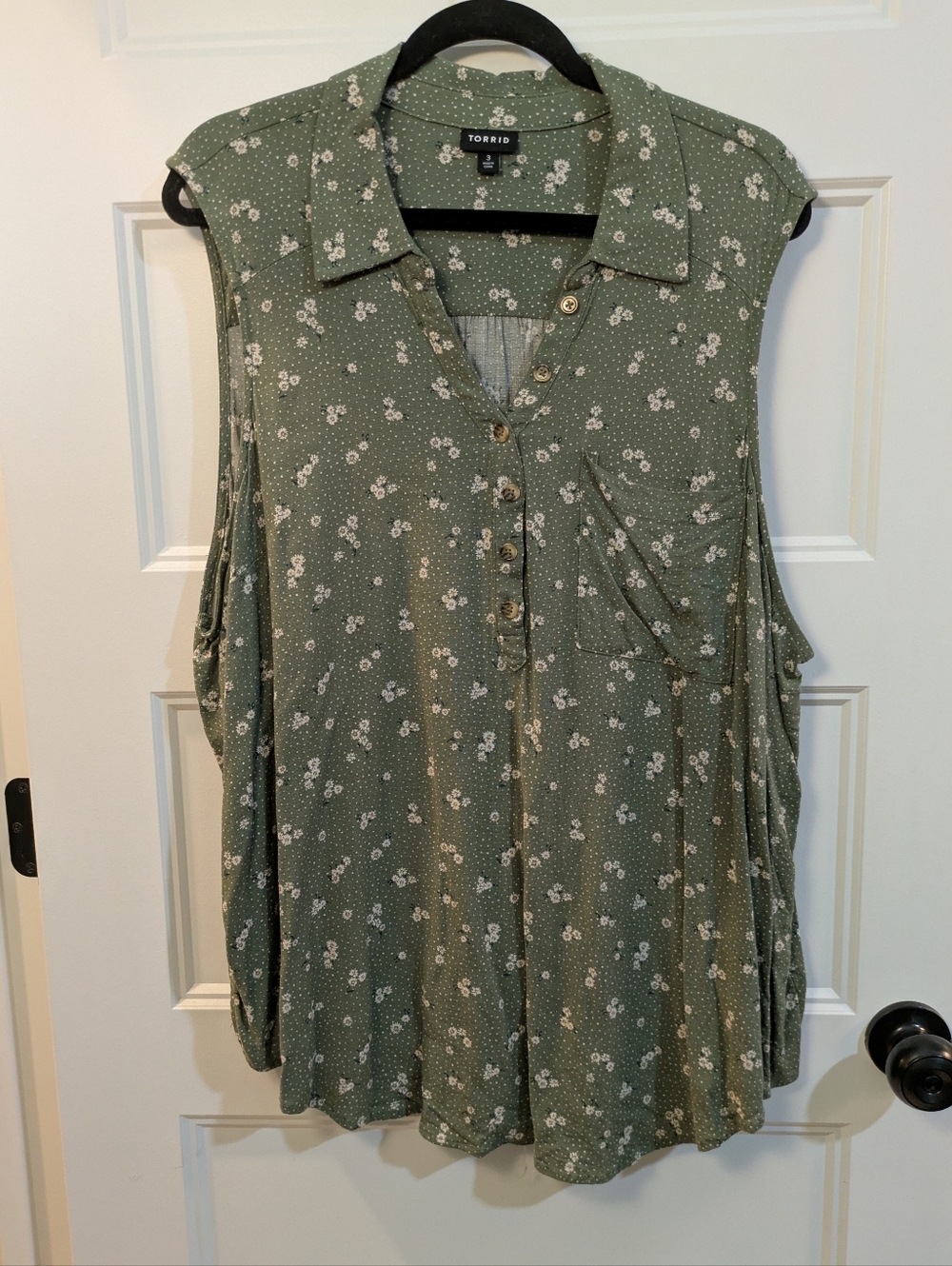 torrid Olive Green Floral Button-Down sleeveless Top